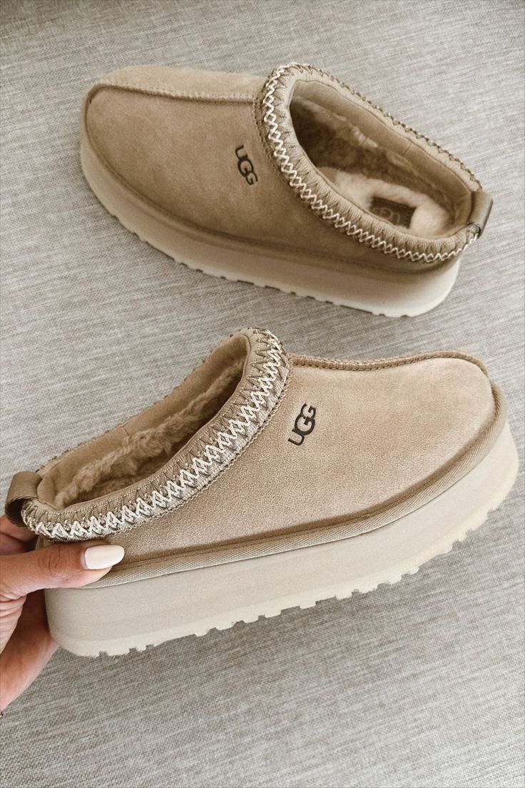 Tazz Ugg Slippers, Ugg’s Slippers, Ugg Tazz Slipper, Uggs Astetic, Uhh Slippers, Uggs Slippers Platform, Uggs Tazz Slipper, Women’s Slippers, Must Haves For Women