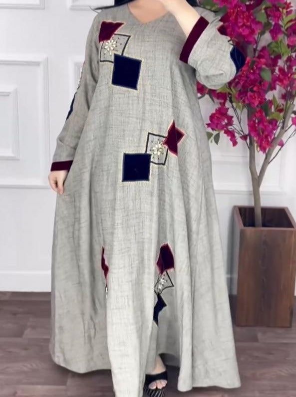 SPU:YSOYM22805Style:casualColor:GerySeason:Spring/summerNeckline:V neckSleeve Length:long sleevesMaterial:cottonSize:S/M/L/XL/2XL/3XL/4XL/5XLSize Chart：LengthSleeve LengthBustCMinchCMinchCMinchS14055.1 5622.4 10541.3 M14155.5 5722.8 11043.3 L14255.9 5822.8 11545.3 XL14356.3 5923.2 12047.2 2XL14456.7 6023.6 12549.2 3XL14557.1 6124.0 13051.2 4XL14657.5 6224.4 13553.1 5XL14757.9 6324.8 14055.1This data was obtained from manually measuring the product, it may be off by 1-2 CM. Long Sleeve Gray Beach Dress, Gray Long Sleeve Beach Dress, Long Sleeve Patchwork Maxi Dress For Vacation, Summer Gray Long Sleeve Maxi Dress, Gray Long Sleeve Maxi Dress For Summer, Beach Linen Dress With Patchwork, Beach Linen Patchwork Dress, Casual Long Sleeve Maxi Dress In Free Size, Casual Long Sleeve Free Size Maxi Dress