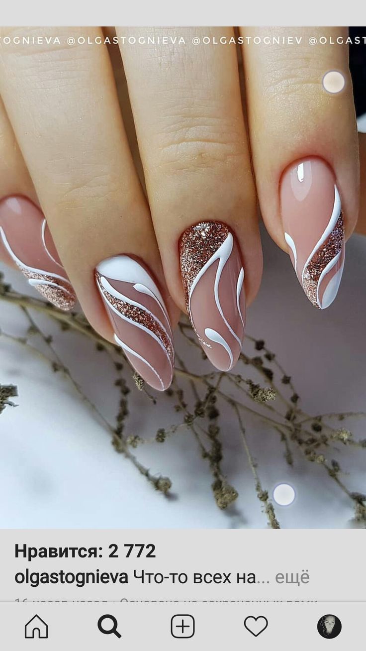 Manicure Nail Designs, Fancy Nails Designs, White Nail Art, Her Nails, Pretty Nail Art Designs, Nail Art Designs Videos, Simple Nail Art Designs, White Nail, Pretty Nail Art