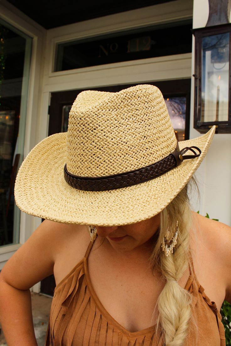 Western vibes all day long girl! You need this hat for all your country concerts coming up and it makes the perfect addition for completing an outfit❤️ Straw Cowgirl Hat, Western Vibes, Cowgirl Hat, Country Concerts, Cowgirl Hats, Need This, Panama Hat, Dark Brown, Straw