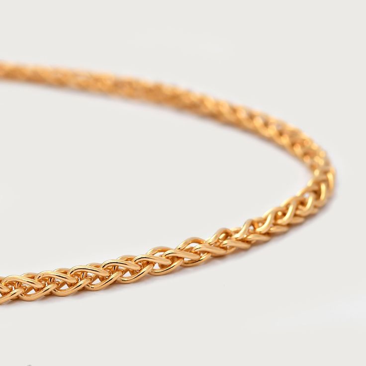 The Signature Spiga Chain by Rachel Galley is crafted with a sterling silver, featuring a wheat link design for a unique accessory. This sophisticated piece is perfect for layering necklaces and wearing with pendants. Measuring 20 inches in length with a lobster clasp, this chain ensures a secure fit. Classic Link Necklace With Wheat Chain, Classic Wheat Chain Necklace, Classic Rope Chain Necklace With Wheat Link, Classic Wheat Chain Link Necklace, Classic Wheat Chain Necklace As Gift, Classic Wheat Chain Necklace For Gift, Elegant Wheat Chain Link Necklace, Classic Rope Chain Necklace With Lobster Clasp As Gift, Formal Wheat Chain Link Jewelry