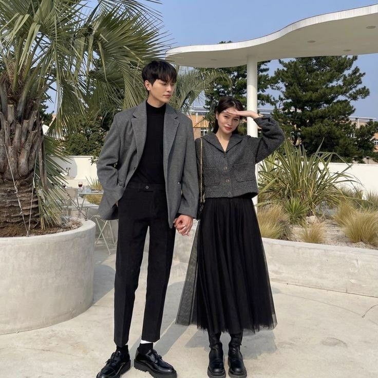 Couple Outfits Formal, Matchy Outfit Couple Casual, Couple Outfit Ideas Matching, Matching Couple Outfits Black People, Couple Formal Outfits, Classy Couple Outfits, Couple Outfits Black, Formal Couple Outfits, Black Couples Matching Outfits