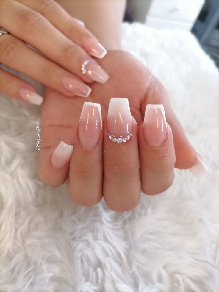 Coffin Bridal Nails Wedding, Glam Bridal Nails, Nagel Inspo Ballerina, Prom White Nails, Ballerina Nails Short Classy, Cute Ballerina Nails Short, Short Ballerina Acrylic Nails, Ombre Nails With Diamonds, Senior Nails Ideas