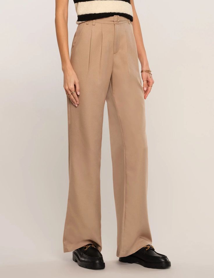 Heartloom Anjelika Pant Trouser in Camel Trendy Work Outfit, Style Pant, Suiting Fabric, Pants Large, Pleated Fabric, Trouser Style, Feminine Dress, Feminine Outfit, Knit Sweater Dress