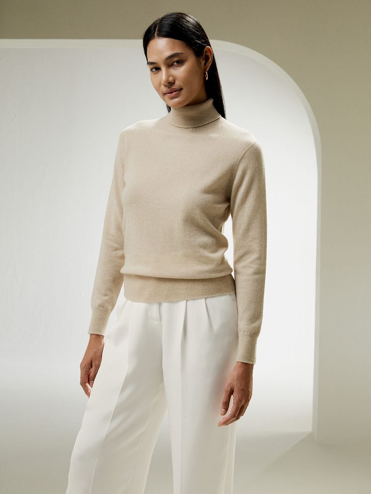 This light and soft regular fit sweater epitomizes luxury with the finest fibers of premium Mongolian cashmere, ensuring a flawless combination of classic design and style, is an essential piece for base layering. Wardrobe Uk, Lily Silk, Old Money Look, Winter Products, Silk Bedding Set, Wishes Christmas, Camisole Set, Cable Knit Turtleneck Sweater, Silk Knit