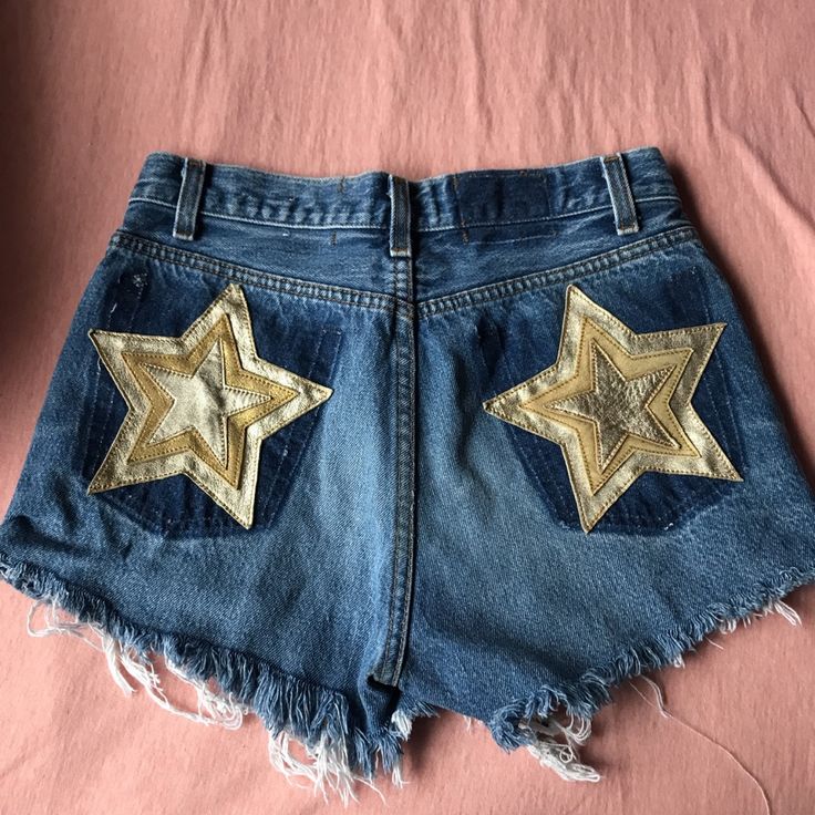 Nasty Gal After Party Levis Denim Distressed Shorts With Gold Stars On The Back #Nastygal #Levis #Afterparty Originally $88 Never Worn Star Jean Shorts, Party Cutoff Denim Shorts, Casual Cutoff Jean Shorts For Party, High Waist Jean Shorts With Star Print For Summer, Denim Party Shorts, Short Denim Party Jeans, Short Denim Jeans For Party, Short Party Jeans, Party High-rise Denim Blue Bottoms