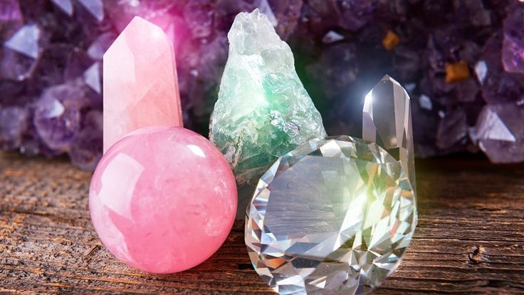 AtPerry's Healing Crystals