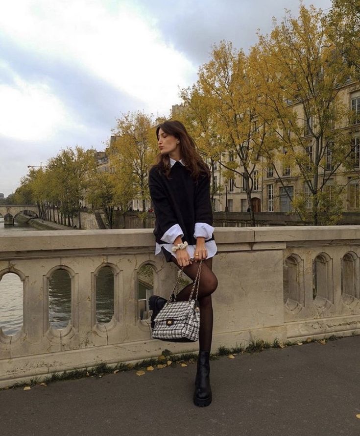 Fall Travel Outfit, Europe Outfits, Harry Potter Outfits, Chique Outfits, Moda Paris, Estilo Preppy, Paris Outfits, Looks Black, Closet Space