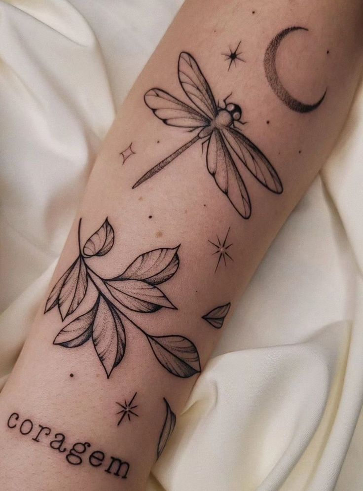 Earthy Tattoos, Shiva Tattoo Design, Tasteful Tattoos, Pretty Tattoos For Women, Stylist Tattoos, Tattoo Style Drawings, Dragonfly Tattoo, Minimalist Tattoos, Discreet Tattoos