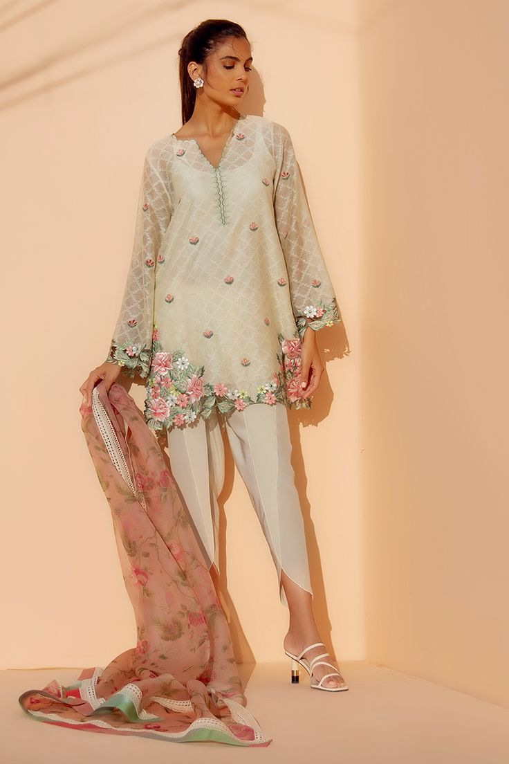 Traditional Cotton Silk Salwar Kameez With Embroidered Sleeves, Festive Chanderi Salwar Kameez With Embroidered Sleeves, Festive Salwar Kameez With Embroidered Sleeves In Chanderi, Festive Cotton Silk Salwar Kameez With Embroidered Sleeves, Spring Anarkali Tissue Silk Kurta, Spring Resham Embroidery Tissue Silk Kurta, Green Designer Dupatta For Spring, Spring Embroidered Tissue Silk Kurta, Traditional Tissue Silk Sets For Spring