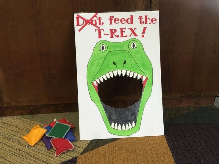 a card with an image of a dinosaur's mouth and the words don't feed the t - rex on it