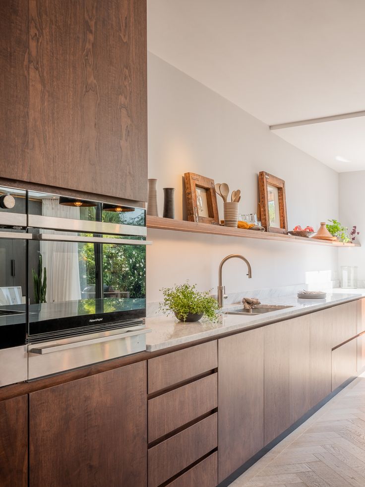 the kitchen is clean and ready to be used as an appliance for cooking