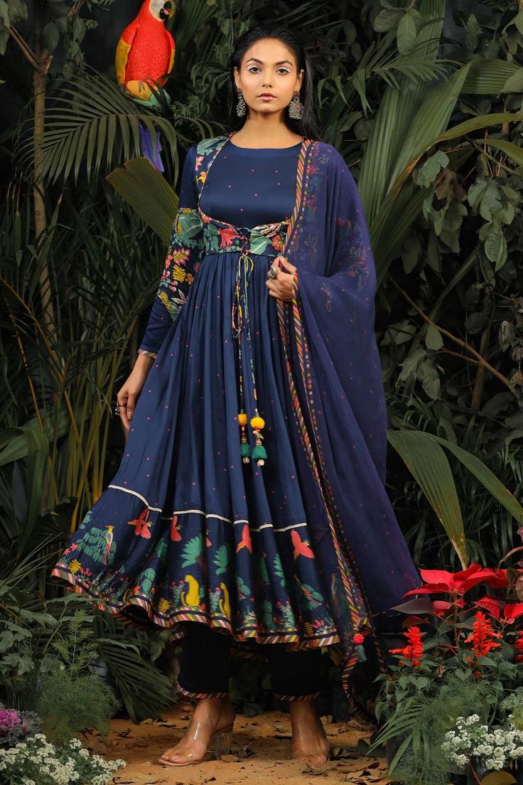 Satin Anarkali, Heavy Suits, Floral Anarkali, Kurti Styles, Heavy Lehenga, Blue Anarkali, Frock Designs, Printed Anarkali, Happy Dresses