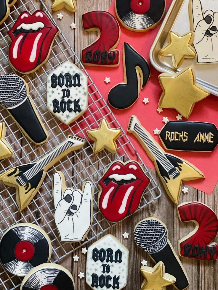 cookies decorated to look like the rolling stones and rock'n'roll music memorabilia