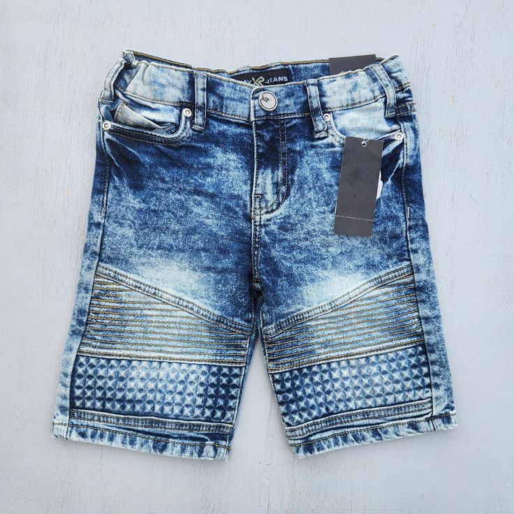 X Ray Toddler Boy's Blue Washed Distressed Slim Fit Stretch Denim Shorts Size 4 New With Tags Distressed Look Contrast Saddle Stitching Slim Fit Button Closure Zipper Fly 98% Cotton, 2% Spandex Machine Wash Under Armor Shorts, Mini Denim Shorts, Girls Denim Shorts, Dolphin Shorts, Stretch Denim Shorts, Soccer Shorts, Gap Shorts, Distressed Jean Shorts, Girl Running