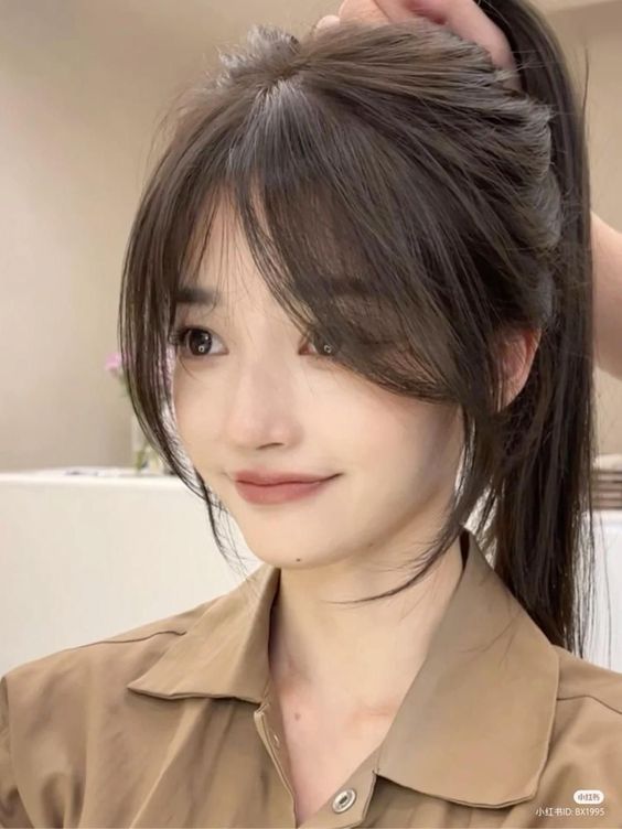 Korean Women Hairstyle, Asian Haircut Women, Korean Haircuts For Women, Long Hairstyles Bangs, Korean Haircut Women, Korean Girl Hairstyle, Hairstyles Pony, Korean Hairstyles Women, Pretty Hair Cuts