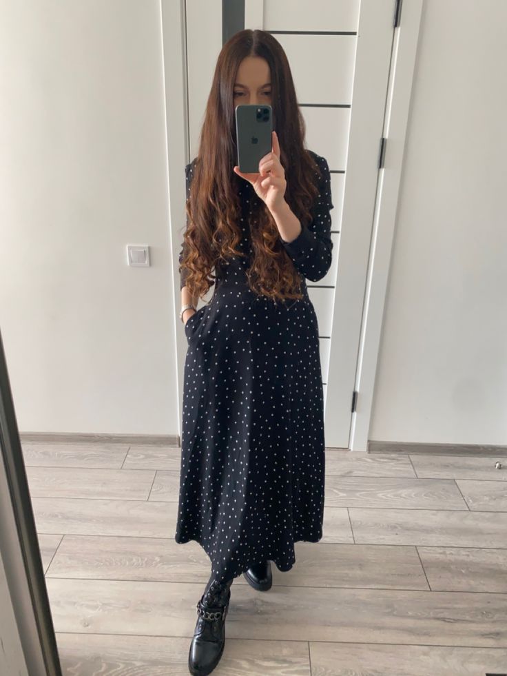 Kosher style dress modest clothing modest dress stylish Conservative Jewish Fashion, Jewish Modest Outfits, Modest Orthodox Fashion, Modern Orthodox Jewish Fashion, Modest Outfits Jewish, Kosher Outfits, Orthodox Outfit Modest Fashion, Jewish Fashion Women, Jewish Modest Fashion