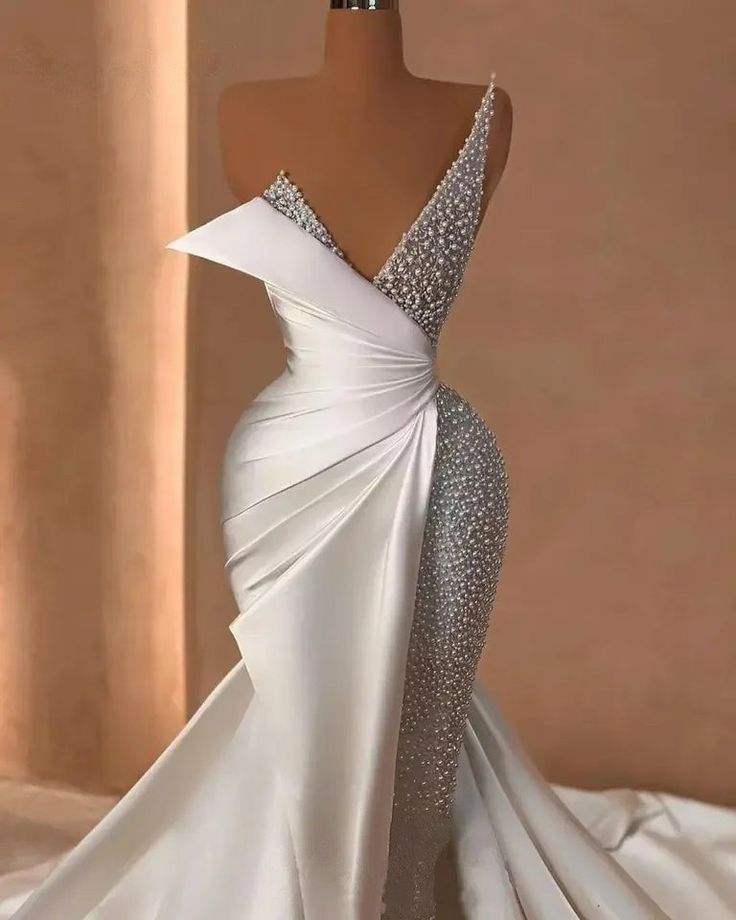 Valdrin Sahiti, Afrikaanse Mode, Fancy Wedding Dresses, White Wedding Dress, Dream Wedding Ideas Dresses, فستان سهرة, Gala Dresses, Glam Dresses, Dresses To Wear To A Wedding