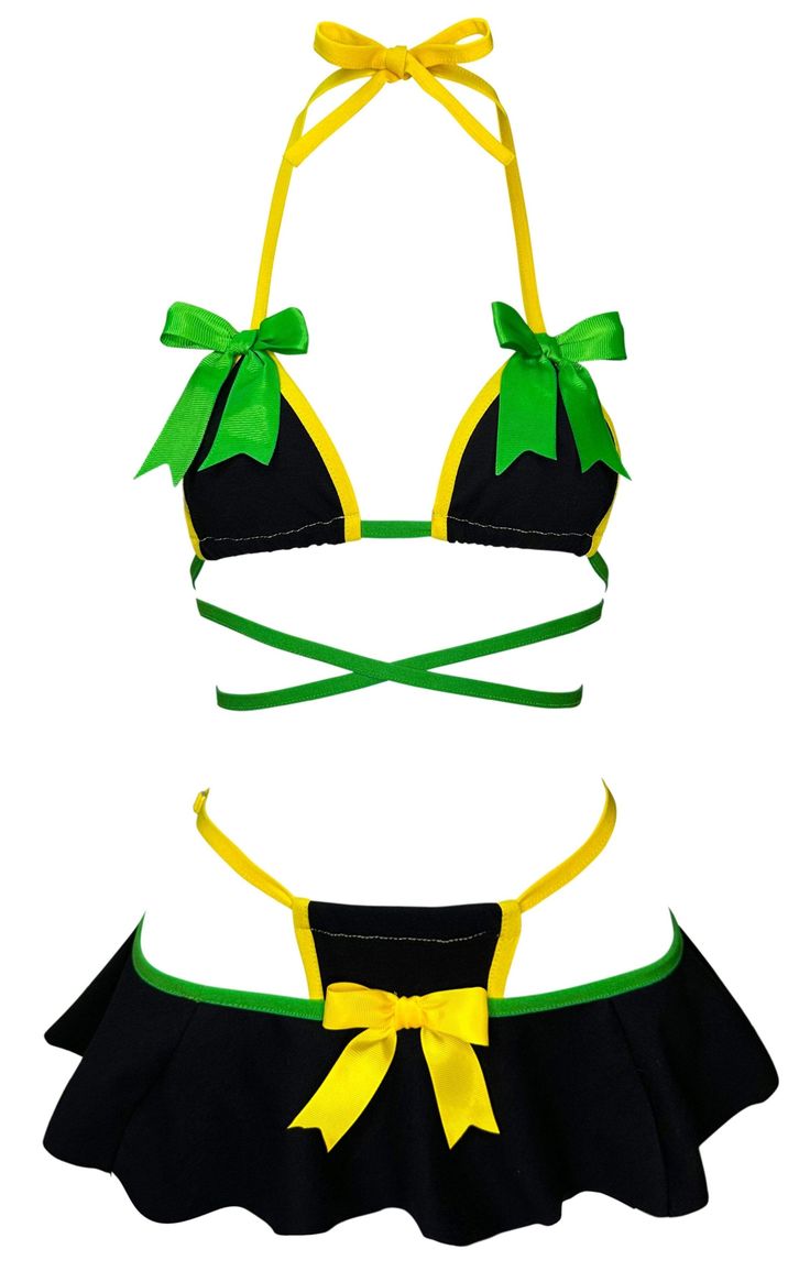 Celebrate summer, with this beautiful bikini set inspired by the Jamaican flag 🇯🇲 💚🖤💛 Wear it without the sleeves for the BEACH 🏖️ or with the sleeves a night at the festival 🎡 This set is made out of a stretchy fabric. It includes the BRA, THONG, SKIRT AND SLEEVES SIZE CHART: US SIZE 90s Bikinis Vintage, Jamaica Vacation Outfits Black Women, Swimsuit Black Women, 90s Swimwear, Birthday Vacay, Vacation Outfits Beach, Thong Skirt, Jamaican Fashion, Swim Outfits