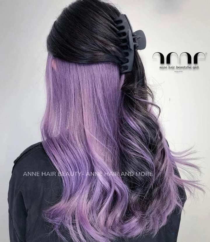 Peek A Boo Lavender Hair, Black And Pastel Purple Hair, Purple Under Highlights, Purple Pickaboo Hair, Peakaboo Underlights Lavender, Lavender Halo Hair, Underside Hair Dye Purple, Lilac Highlights Black Hair, Half Dyed Hair Underneath Purple