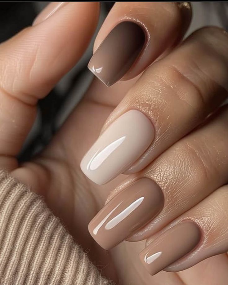 November Nails Colors, Ongles Beiges, November Nail, November Nail Designs, Simple Fall Nails, November Nails, Fall Nail Trends, Fall Gel Nails, Beige Nails