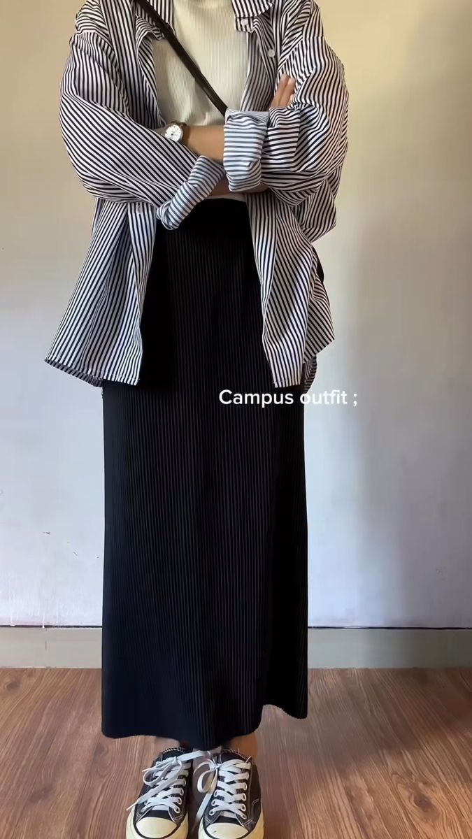 Bias Midi Skirt Outfits, Modest Chic Outfits Street Styles, Summer Work Outfits Hijab, Book Store Outfit Summer, Past Lives Outfit, Work Ootd Casual, Daytime Formal Wedding Guest, College Outfits Skirts, Work Causal Outfits