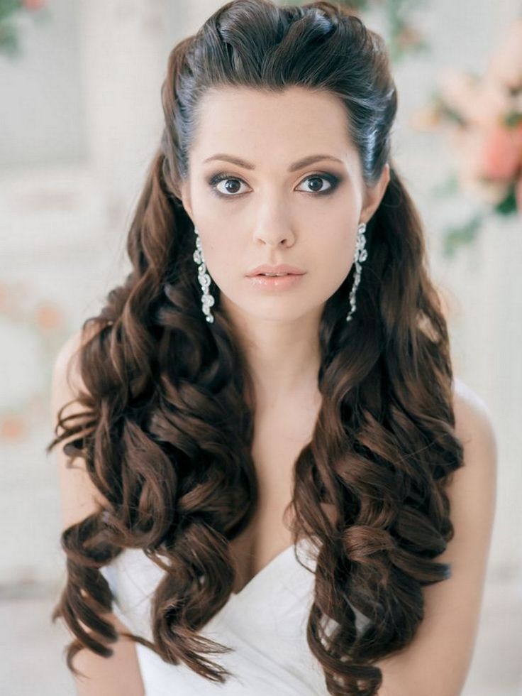 This is BEAUTIFUL! Retro Wedding Hair, Wavy Wedding Hair, Curly Wedding Hair, Wedding Hairstyles Half Up Half Down, Front Hair Styles, Wedding Hair Inspiration, Wedding Hair Down, Hair Down, Prom Hairstyles