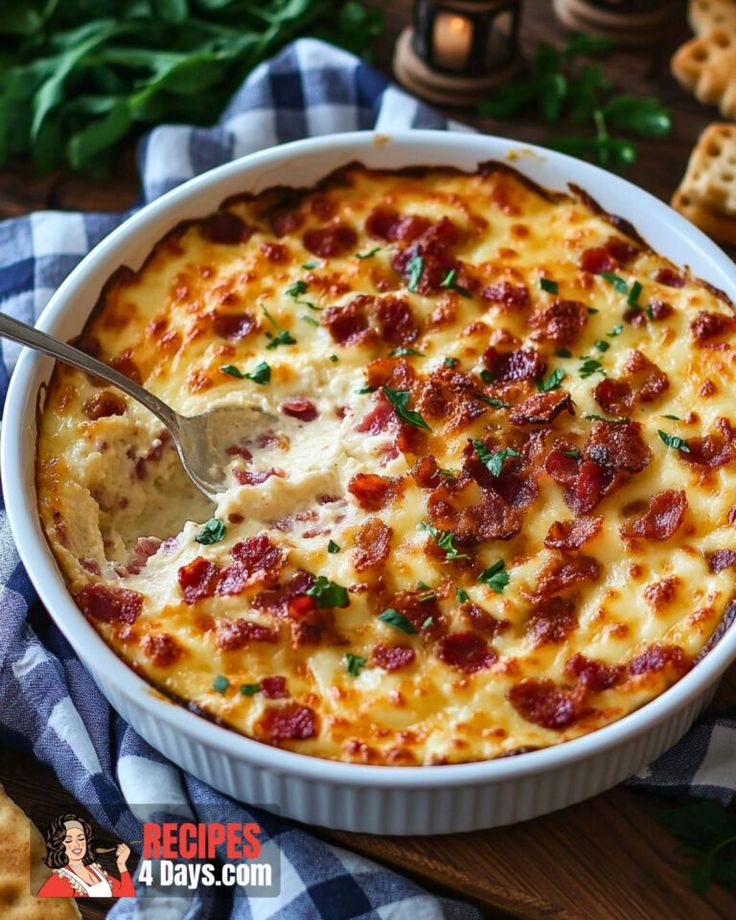 Hot Smoked Gouda Bacon Dip Smoked Gouda Cheese Dip, Smoked Gouda Dip, Gouda Cheese Dip, Gouda Recipes, Warm Dips, Gouda Recipe, Dips And Chips, Bacon Cheese Dips, Mediterranean Snacks