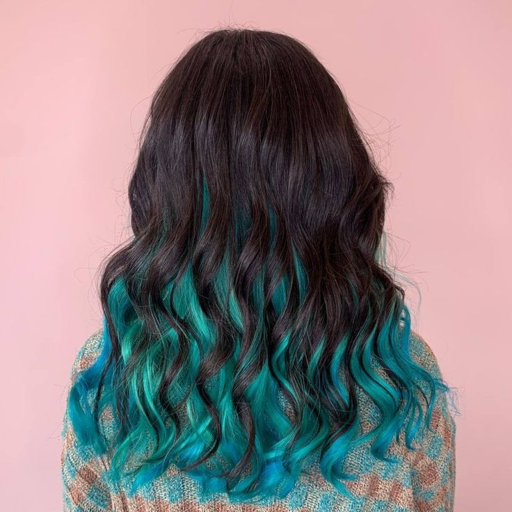 Turquoise and black hair. Umbrella Hair. Peekaboo Hair Turquoise And Black Hair, Black And Turquoise Hair, Teal And Black Hair, Umbrella Hair, Turquoise Hair Dye, Turquoise Hair, Turquoise And Black, Dream Hair, Hair Dye