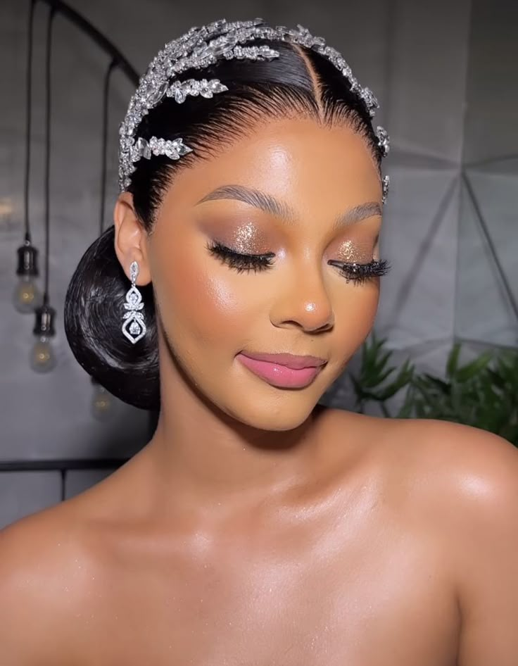 Black Hair For Wedding Brides, Bridal Look Black Women, White Wedding Makeup Look, Bride Hairstyle Black Women, Soft Glam Makeup Black Women Wedding, Black Wedding Makeup Brides, Bridal Black Women, Black Woman Bridal Makeup, Black Woman Wedding Makeup