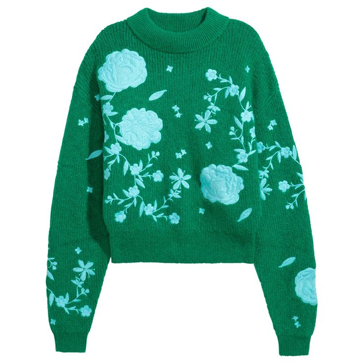 The Print All Fashion Girls Are Wearing This Holiday Season Green Blue Sweater, Embellished Sweaters, Bleach Tie Dye, Fashion Blogger Style, Floral Sweater, 자수 디자인, Blue Sweater, Inspiration Mode, Looks Style