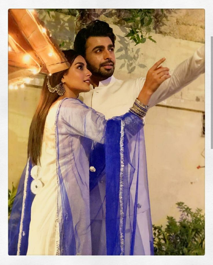 Arsal & jiya👫 Arsal Jiya, Iqra Aziz Dresses, Burgundy Quinceanera Dresses, Suno Chanda, Pakistan Wedding, Iqra Aziz, Pakistani Wedding Outfits, Bridal Dress Fashion, Pakistan Fashion