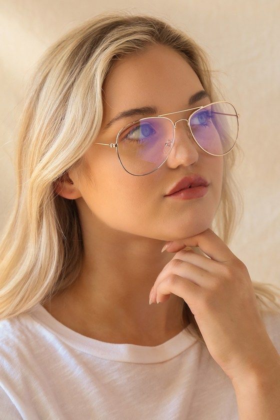 Blue Light Filter Glasses, Classic Glasses Frames Women, Aviator Glasses For Women, Clear Aviator Glasses, Gold Aviator Glasses, Gold Glasses Frames, Glasses Aviator, Glasses Styles, Glasses For Face Shape