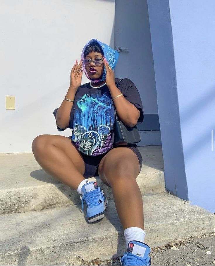 Plus Size 90s Fashion Outfits, Plus Size 90s Fashion, Plus Size Aesthetic Outfits, Blk Women, Curve Style, Aesthetics Fashion, Plus Size Baddie Outfits, 90s Inspired Outfits, Birthday Fits