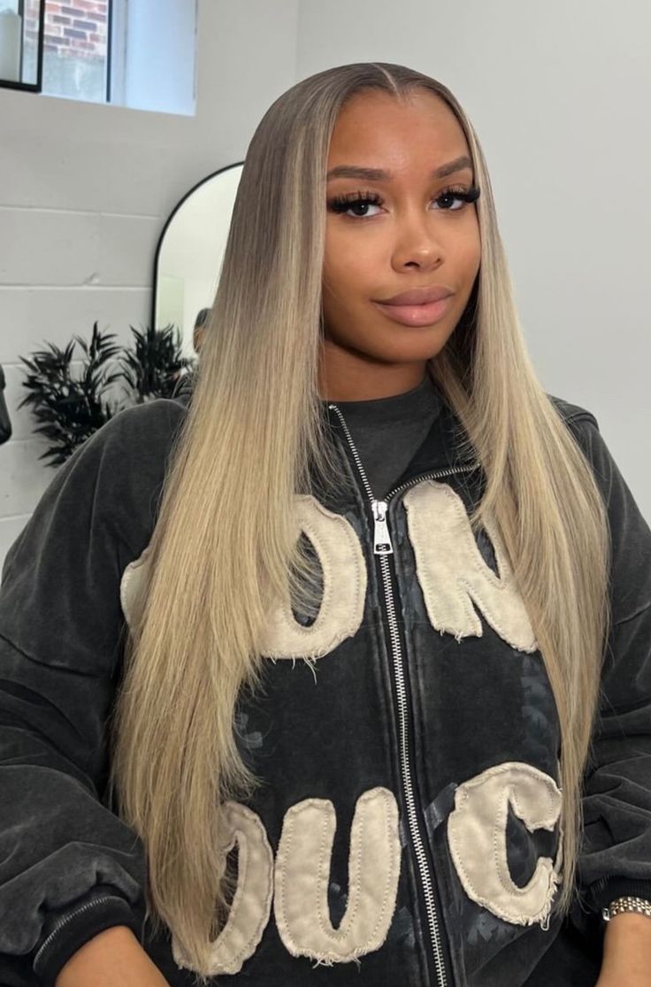 Blonde Hair Black Women Outfits, Blonde Wig Black Women, Frontal Wig Hairstyles, Ash Blonde Hair, Frontal Hairstyles, Dope Hairstyles, Hair Laid, Front Lace Wigs Human Hair, Hair Inspiration Color