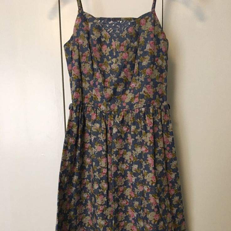 Simple. Pretty. Floral. Brand New. Floral Print Sundress For Casual Wear, Floral Dress, Colorful Dresses, Womens Sizes, Mini Dress, Fashion Outfits, Brand New, Womens Dresses, Floral