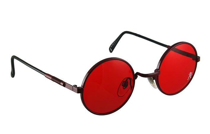 red lense glasses | round metal frame sunglasses all colours Hi Tek | hitek-webstore.com Red Circular Sunglasses, Red Shades Glasses, Red Tinted Glasses Aesthetic, Red Circle Glasses, Red Round Sunglasses, Red Lense Sunglasses, Red Tinted Glasses, Red Glasses Outfit, Red Glasses Aesthetic