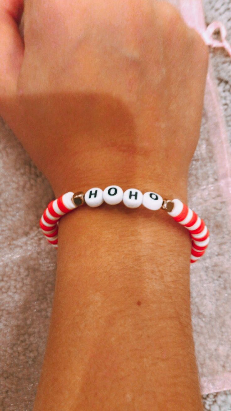 Super cute and preppy Christmas bracelet!! Never used, (except to model) wait to be bought!! Preppy Bracelet Ideas With Words, Xmas Bracelet Ideas, Adjustable Bracelets For Holiday Party, Cute Letter Beads Jewelry For Party, Cute Party Jewelry With Letter Beads, Fun White Bracelets For Parties, Fun White Party Bracelets, Fun Red Bracelet Gift, Fun Red Bracelet For Gift