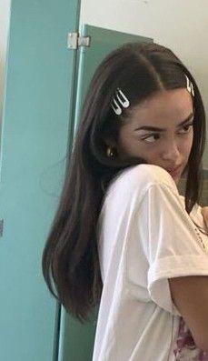 Κούρεμα Bob, Fishtail Braid, 90s Hairstyles, Hair Stylies, Hair Stylist Life, Hairstyles For School, Aesthetic Hair, Hairstyles Haircuts, Makeup Inspo