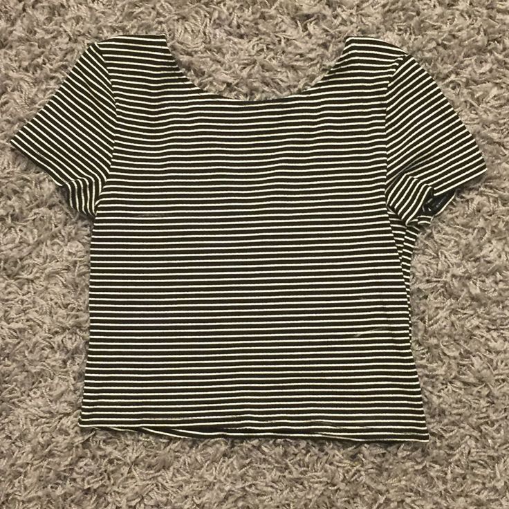 Brand New Stripped Going Out Top! Spring Short Sleeve Tops With Horizontal Stripes, Spring Tops With Horizontal Stripes And Short Sleeves, Casual Short Sleeve Tops With Horizontal Stripes, Trendy Short Sleeve Tops With Horizontal Stripes, Spring Short Sleeve Horizontal Stripe Tops, Basic Striped Short Sleeve Tops, Black Horizontal Stripe Top For Spring, Casual Striped Fitted Tops, White Horizontal Stripe Top For Spring