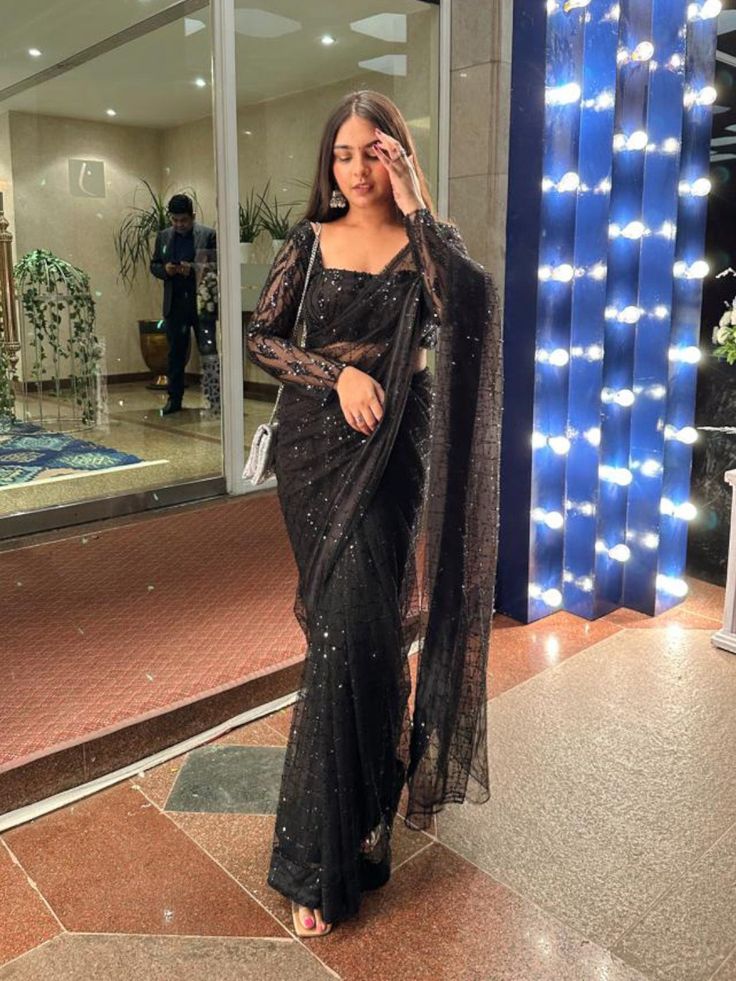 Saree For Farewell Party Beautiful, Black Netted Saree, Organza Sarees Black, Farewell Sarees School Black, Saree For Friends Wedding Indian, Black Saree For Farewell Party, Black Saree Styling Ideas, Outfit For Farewell Party, Black Saree Farewell