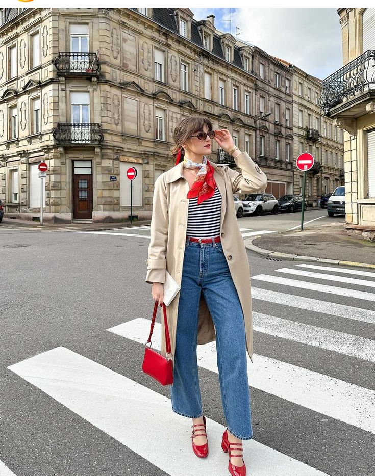 Mary Jane Outfit, Red Shoes Outfit, Girl Outfit Ideas, Outfit Ideas For Summer, Fall Outfits Ideas, Parisian Outfits, Strawberry Girl, Paris Outfits, Looks Street Style