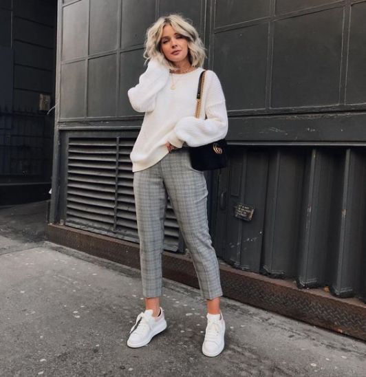 Take a look at the different ways to stylize plaid pants outfits for any occasion! Plaid Pants Outfit, Checked Pants, Outfits Trending, Casual Chic Spring, Trending Ideas, Checked Trousers, Lazy Day Outfits, Outfit Combinations, Casual Chic Style