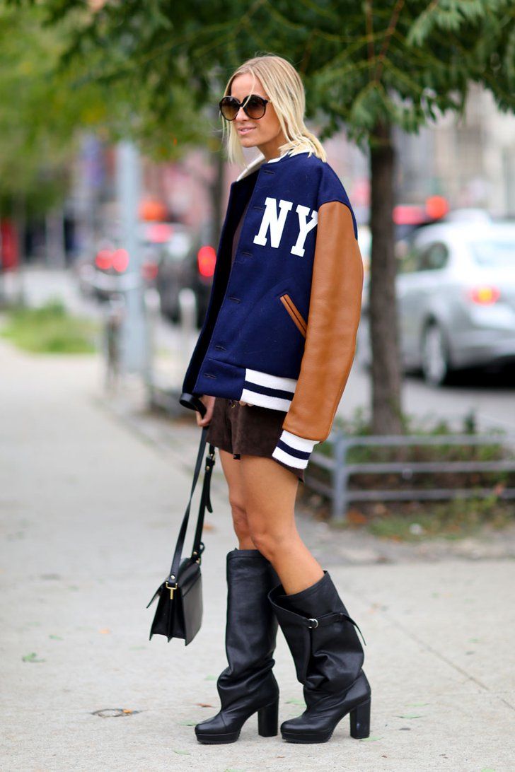 The Man Repeller, Leather Varsity Jackets, New York Fashion Week Street Style, Nyfw Street Style, Street Life, Asian Design, New York Fall, Jacket Outfit, Autumn Street Style