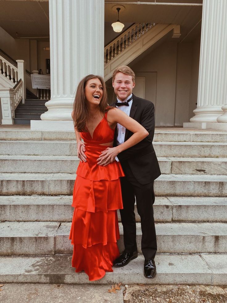 Prom Vsco, Formal Garden Wedding, Red Evening Gown, Tiered Prom Dress, Prom Dress Red, Matric Dance, Formal Garden, Short Homecoming Dress, Handmade Dresses