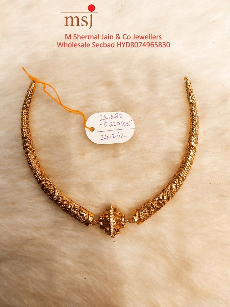 Hasli Necklace Gold, Kante Gold Necklaces, Kanti Designs, Muslim Jewellery, Elegant Gold Necklace, Gold Coin Jewelry, Antique Necklaces Design, Gold Necklace Indian Bridal Jewelry, Diamond Necklace Designs