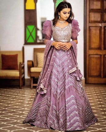 Dresses For Wedding Function, Stylish Dresses For Wedding, भारतीय दुल्हन संबंधी, डिजाइनर कपड़े, Sabyasachi Lehenga, Lehnga Dress, Gaun Fashion, 파티 드레스, Choli Designs