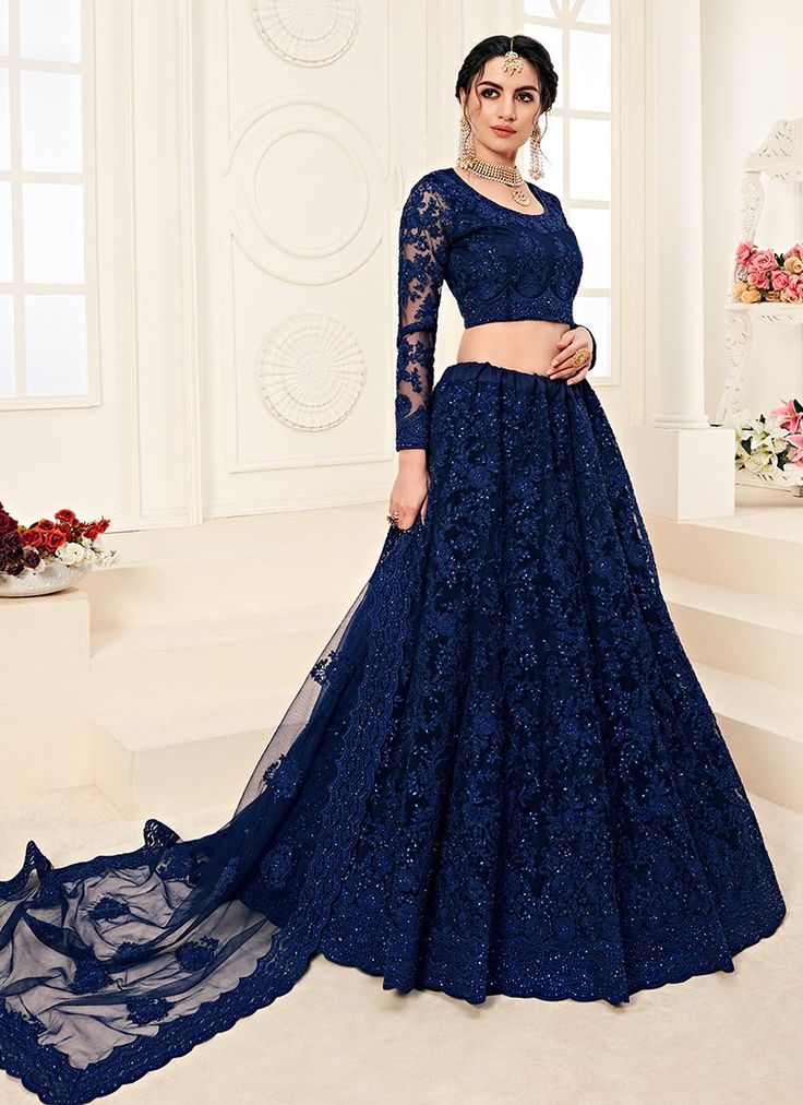 Simple Lehenga Choli, Lehenga Choli Latest, Orang India, Pakistani Lehenga, Blouse Lehenga, Indian Wedding Lehenga, Simple Lehenga, Indian Lehenga Choli, Indian Outfits Lehenga