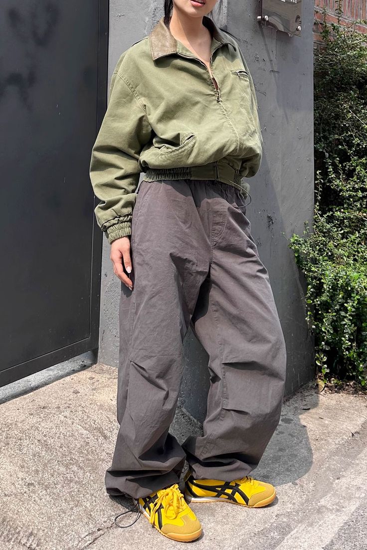 Item Type: Bottoms, Material: 85% Cotton, 10% Polyester, 5% SpandexPattern: PlainColor: Army green, Black, GraySize: S,M,L Size (CM): Waist Hip Thigh Length S 60 112 70 101 M 64 116 72 102 L 68 120 74 103 Rhinestone Dress, Dress Satin, Bandage Dress, Mesh Dress, Velvet Dress, Satin Dresses, Dress Fabric, Boho Dress, Army Green