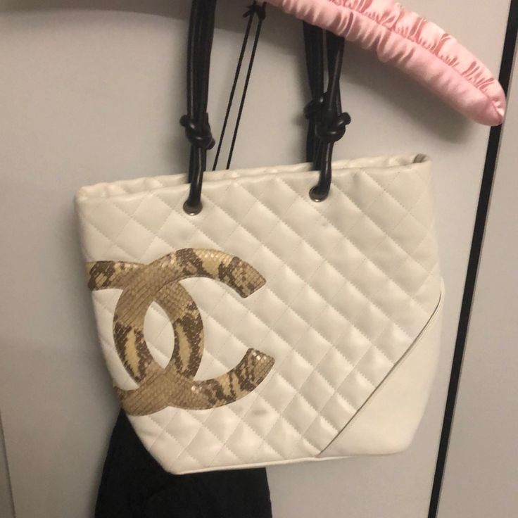 Lightly Used White Chanel Cambon Tote High-end White Shoulder Bag For Daily Use, High-end White Satchel Bag, High-end White Bag For Daily Use, High-end White Double Handle Bag, Designer White Bags With Large Capacity, Luxury White Shoulder Bag With Large Capacity, Designer Large Capacity White Bags, White Luxury Large Capacity Shoulder Bag, Luxury White Large Capacity Shoulder Bag